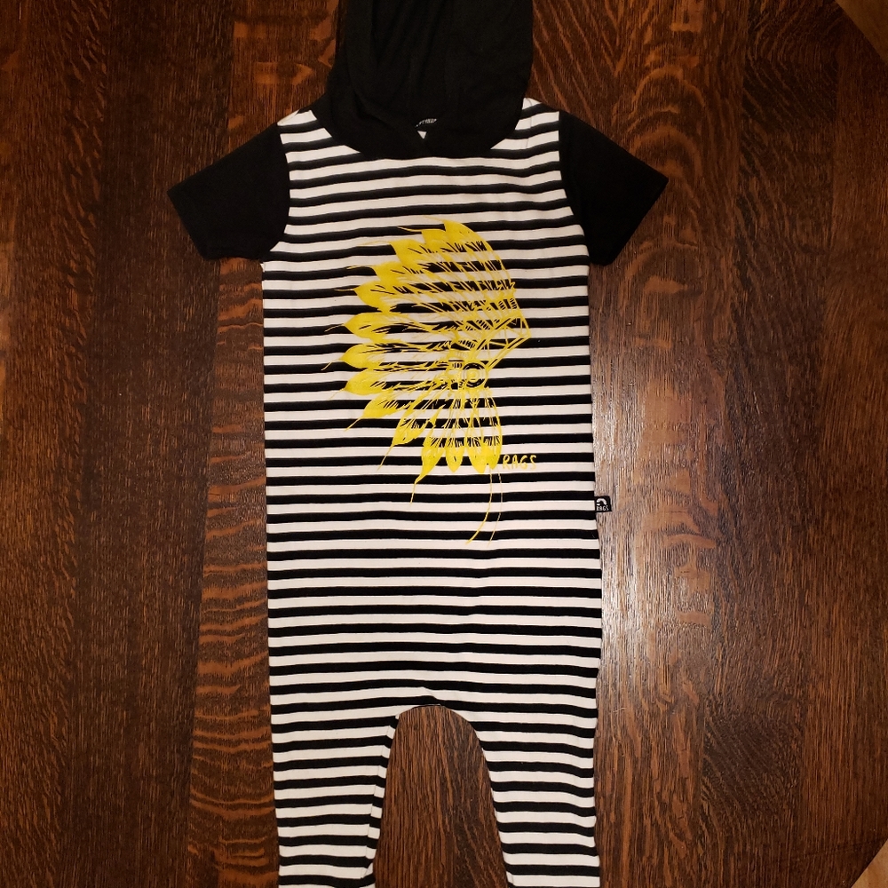 Rags to Raches Native romper 3/4 HTF